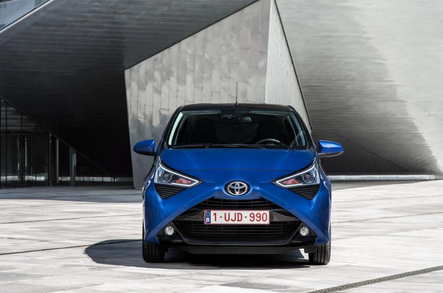  Toyota Aygo 5-Door 2018 года  (WW) (фото 17 из 40)